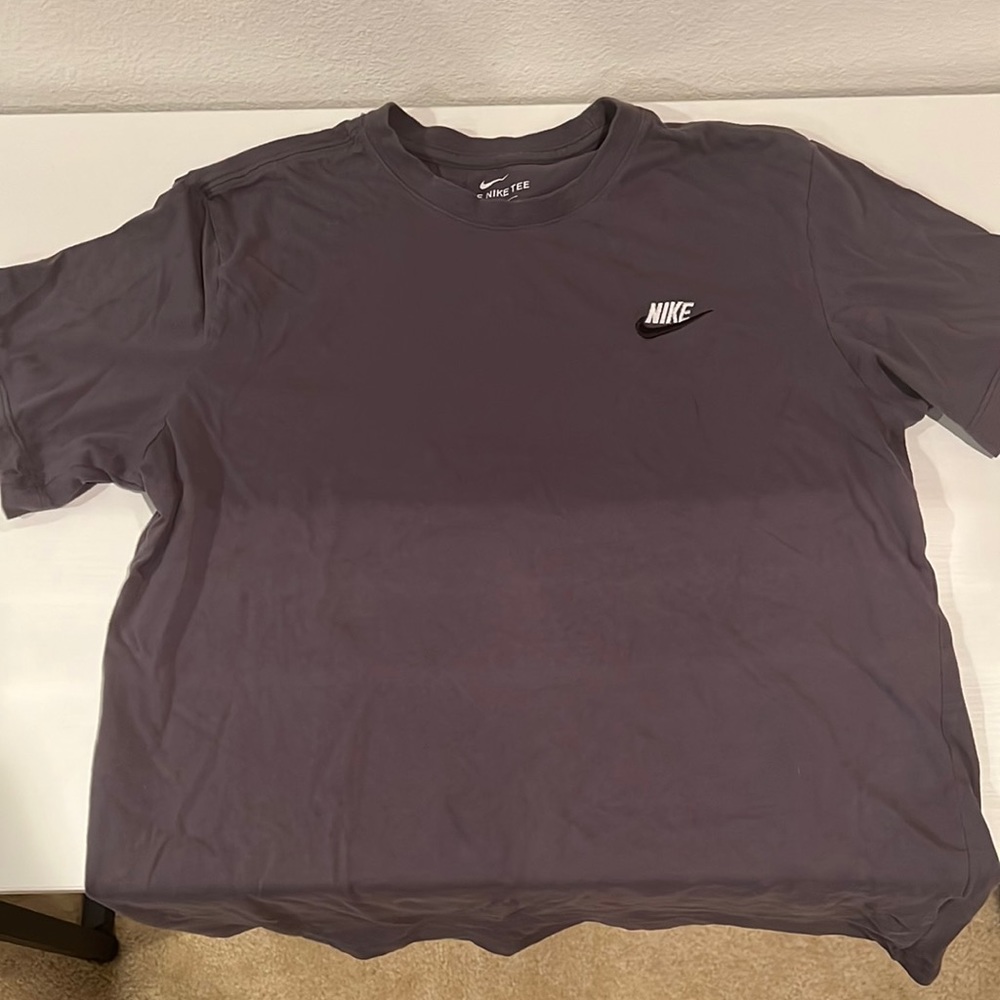 Nike t